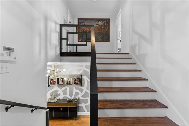 3718 N Briarcliff Road, Kansas City, MO 64116