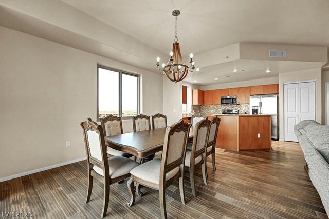 8255 Las Vegas Boulevard 2013, Las Vegas, NV 89123