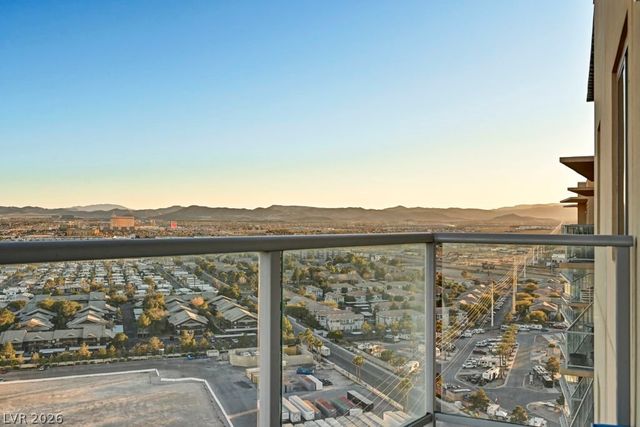 8255 Las Vegas Boulevard 2013, Las Vegas, NV 89123