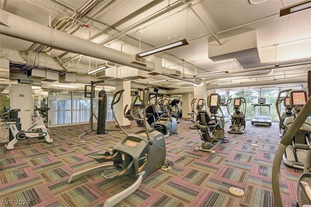 8255 Las Vegas Boulevard 2013, Las Vegas, NV 89123