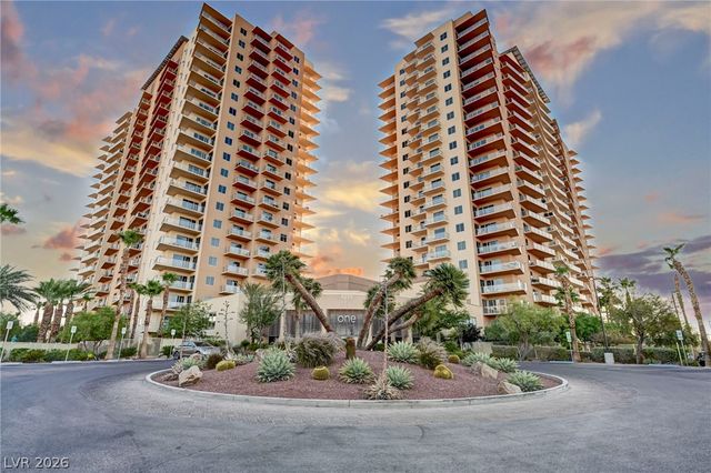 8255 Las Vegas Boulevard 2013, Las Vegas, NV 89123