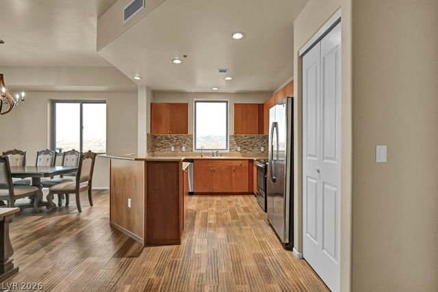 8255 Las Vegas Boulevard 2013, Las Vegas, NV 89123