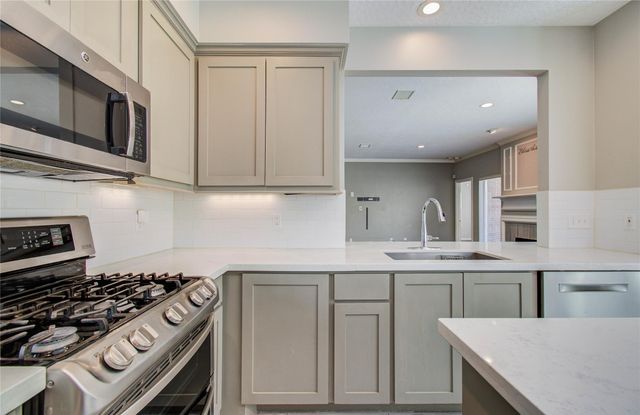 14806 Flowerwood Drive, Houston, TX 77062