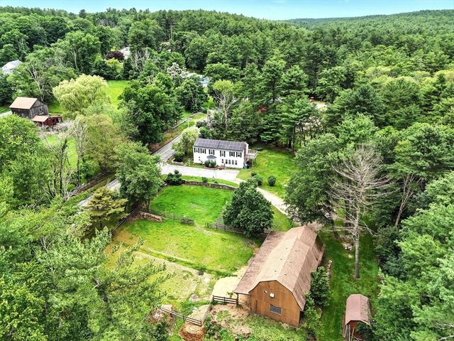 23 Westboro Rd, Upton, MA 01568