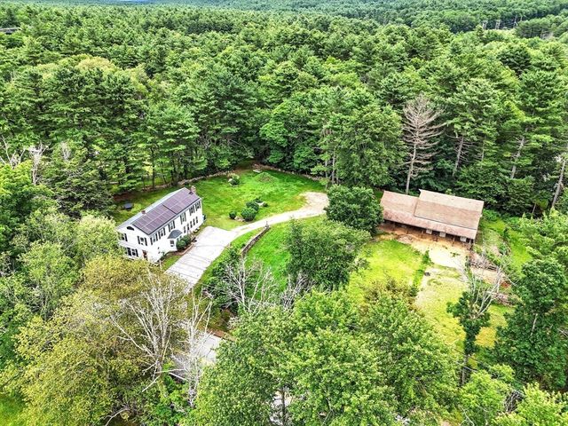 23 Westboro Rd, Upton, MA 01568
