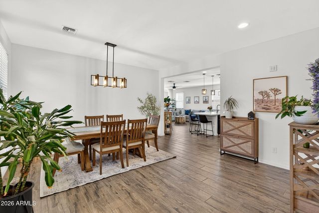 9440 W WILLOW BEND Lane, Phoenix, AZ 85037