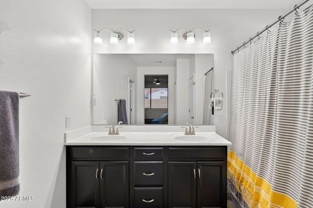 9440 W WILLOW BEND Lane, Phoenix, AZ 85037