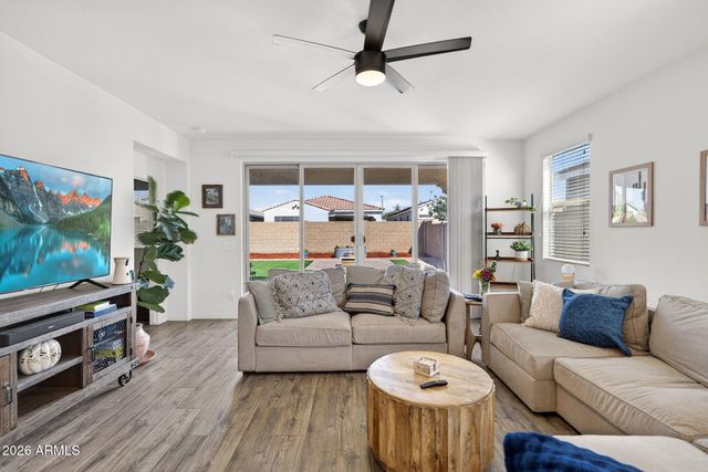 9440 W WILLOW BEND Lane, Phoenix, AZ 85037