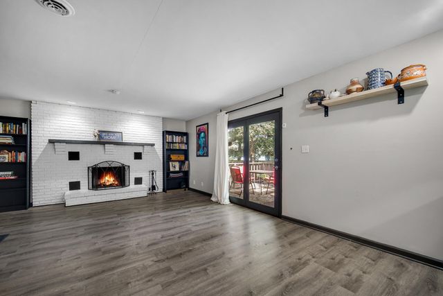 280 Mckinley Avenue, Hobart, IN 46342