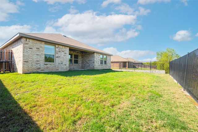 3239 Everly Drive, Fate, TX 75189