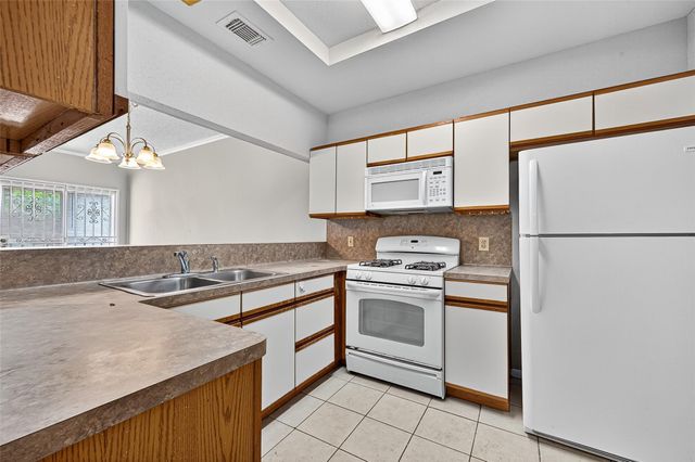 2910 Grants Lake Boulevard 1702, Sugar Land, TX 77479