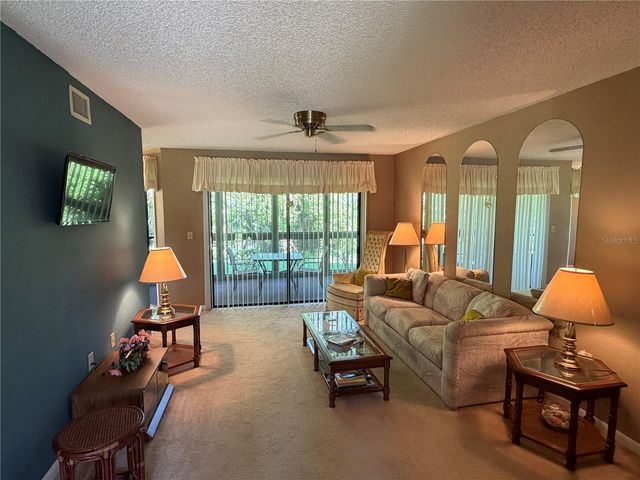 3 SOUTHBURY COURT, Palm Coast, FL 32137