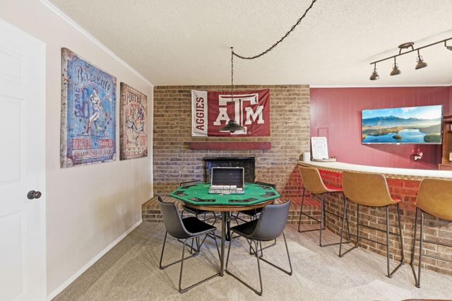 3902 Stillmeadow Drive, Bryan, TX 77802