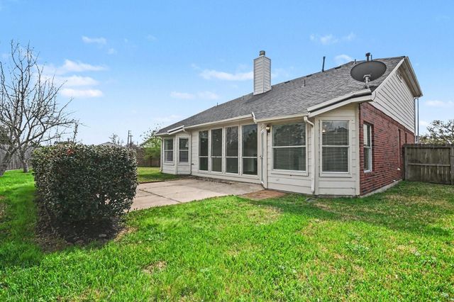 3406 Waterwind Court, Friendswood, TX 77546