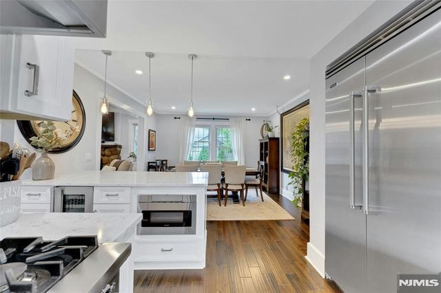 84 S Central Avenue, Ramsey, NJ 07446