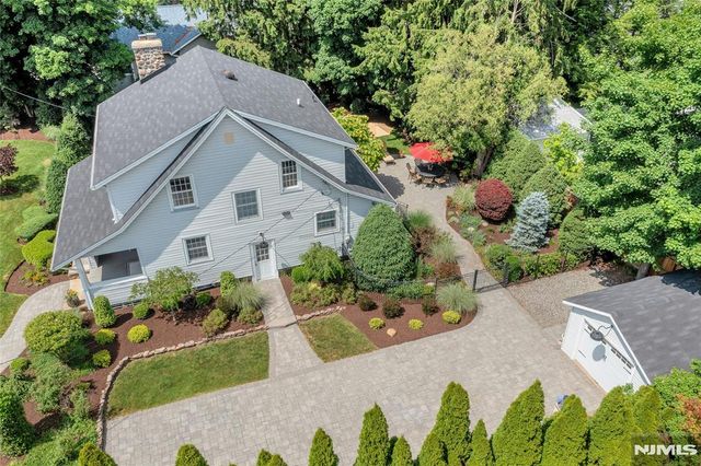 84 S Central Avenue, Ramsey, NJ 07446