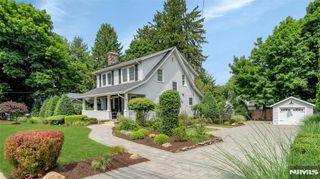84 S Central Avenue, Ramsey, NJ 07446