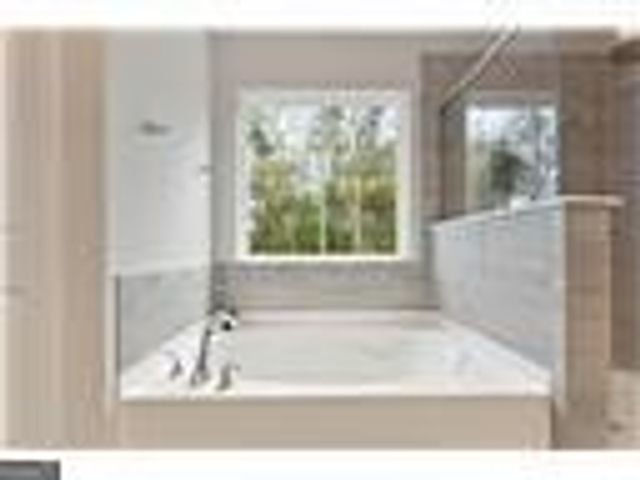 140 Clearwater Drive, Brunswick, GA 31523