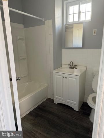 2332 N LAMBERT ST, Philadelphia, PA 19132