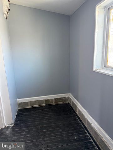 2332 N LAMBERT ST, Philadelphia, PA 19132