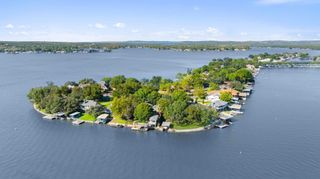 14 Beaver IS, Granite Shoals, TX 78654