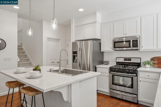 22640 Filbert St, Hayward, CA 94541