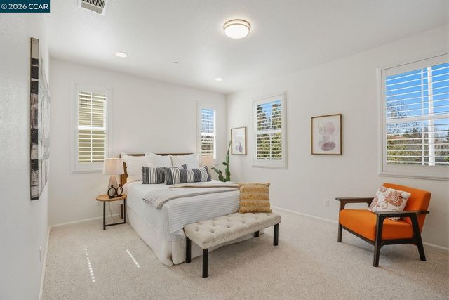 22640 Filbert St, Hayward, CA 94541