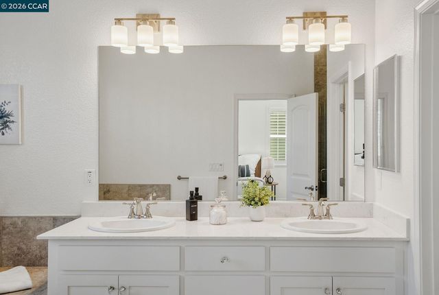 22640 Filbert St, Hayward, CA 94541