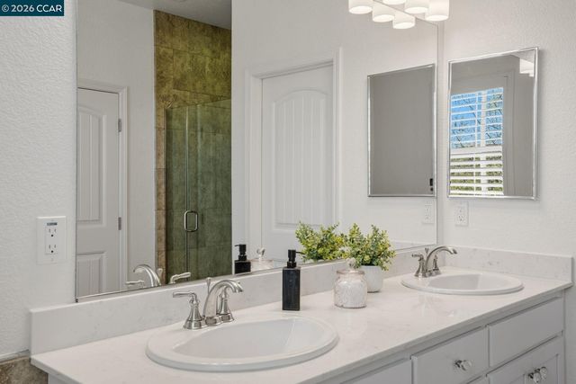 22640 Filbert St, Hayward, CA 94541