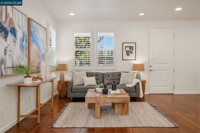 22640 Filbert St, Hayward, CA 94541