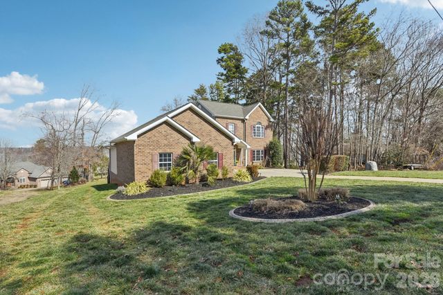 9484 Riviera Drive, Sherrills Ford, NC 28673