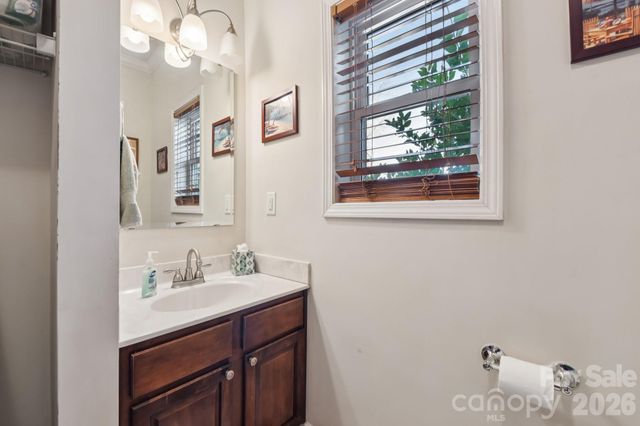 9484 Riviera Drive, Sherrills Ford, NC 28673