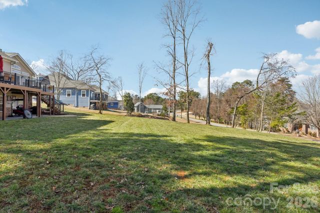 9484 Riviera Drive, Sherrills Ford, NC 28673