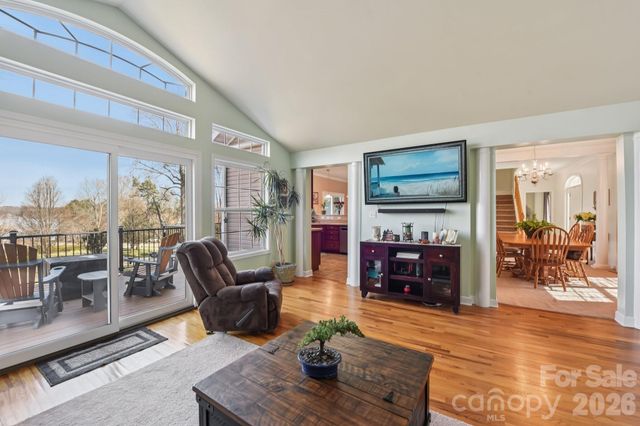 9484 Riviera Drive, Sherrills Ford, NC 28673