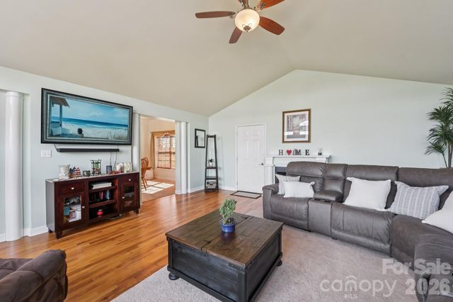 9484 Riviera Drive, Sherrills Ford, NC 28673