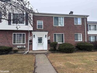 23313 Edsel Ford Court, St Clair Shores, MI 48080