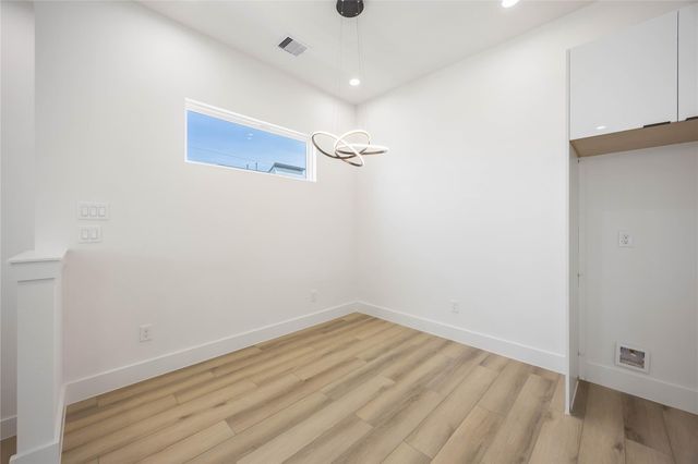6735 Peerless Street A, Houston, TX 77021