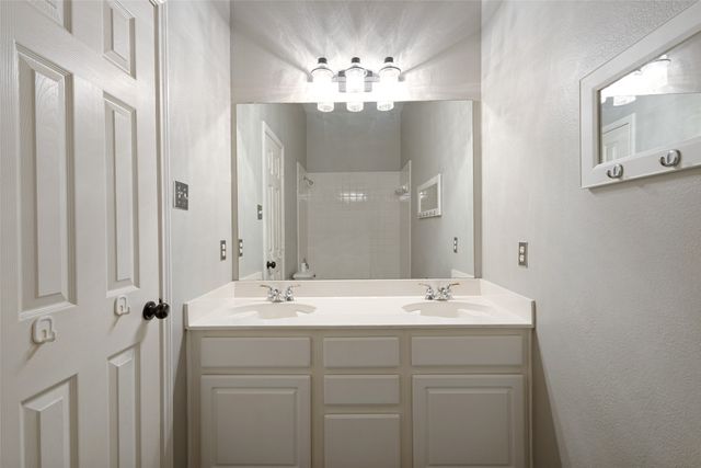 5525 Pebble Court, Mckinney, TX 75072