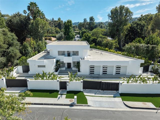 19246 Rosita Street, Tarzana, CA 91356