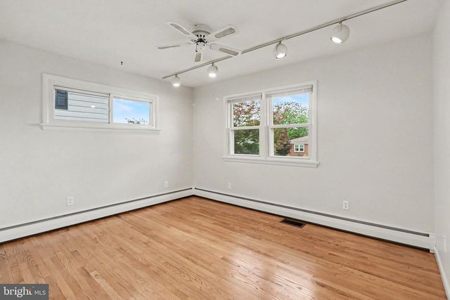 604 ROBERT ST, Mechanicsburg, PA 17055