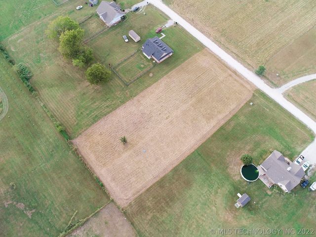 398300 W 3230 Drive, Ramona, OK 74061