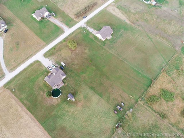 398300 W 3230 Drive, Ramona, OK 74061