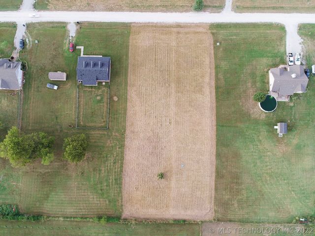 398300 W 3230 Drive, Ramona, OK 74061