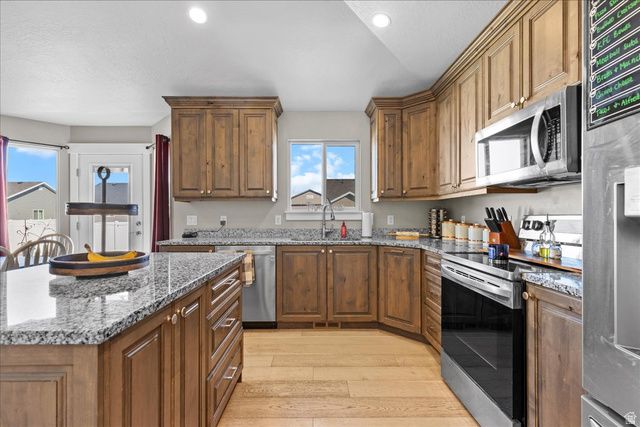 237 S JODI LN, Grantsville, UT 84029