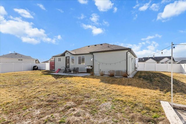 237 S JODI LN, Grantsville, UT 84029