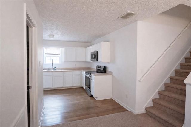 10941 Station Drive, Hampton, GA 30228