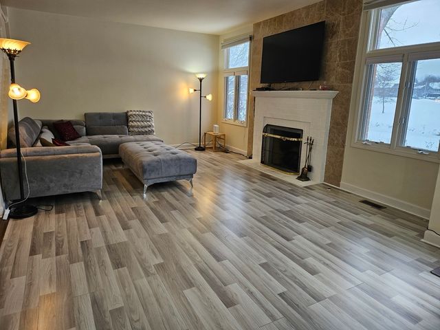 Address unavailable.