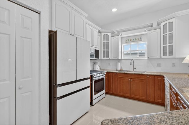 1711 SE Fairfield Street, Port St. Lucie, Port St Lucie, FL 34983