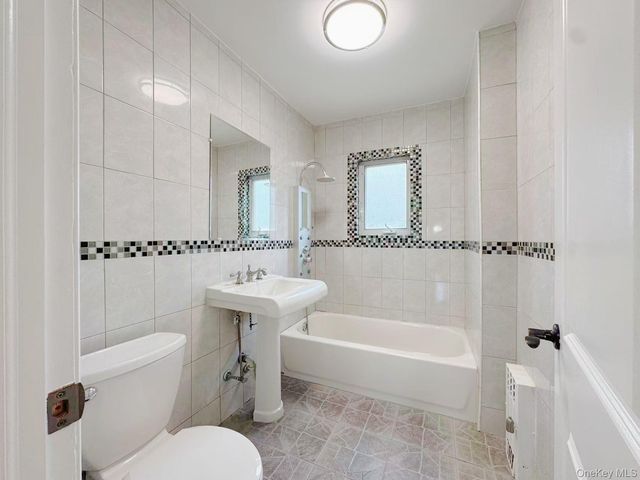 7159 Kessel Street, Forest Hills, NY 11375