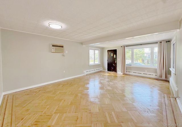 7159 Kessel Street, Forest Hills, NY 11375